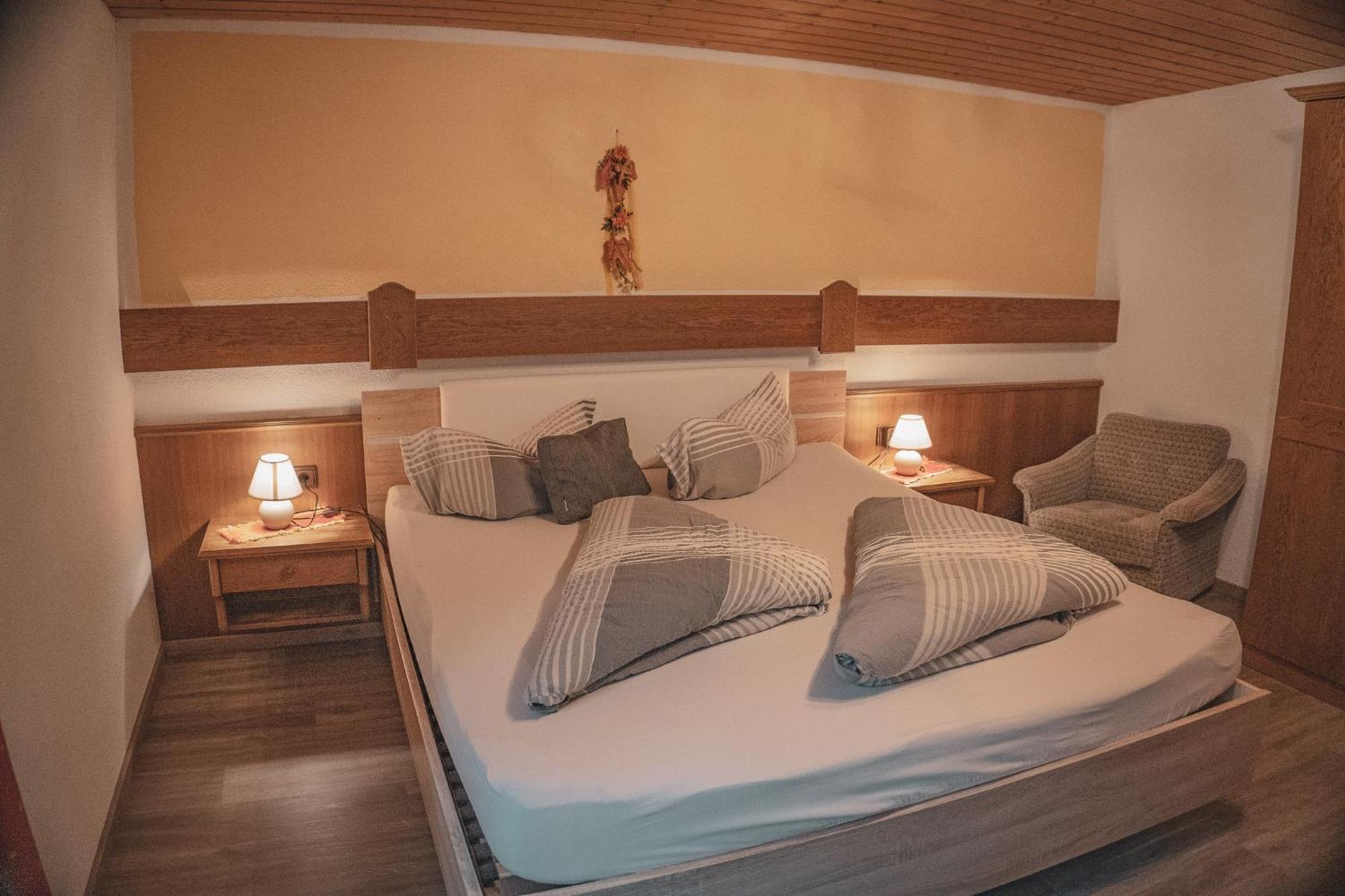 Апартаменти Haus Bergwind Санкт-Леонгард-ім-Пітцталь Екстер'єр фото